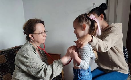Мобільні бригади приїдуть у 14 сіл Сарненщини: де і коли можна вакцинуватися