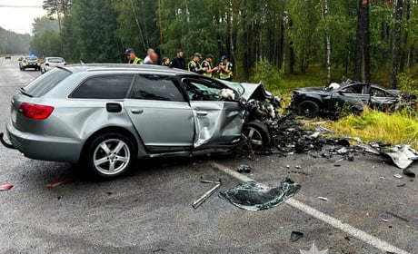 На трасі на Сарненщині зіткнулися дві Audi: 19-річна водійка загинула, інша травмувалася