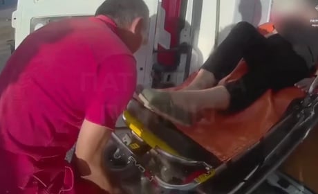 Знепритомніла за кермом автомобіля: у місті Сарни рятували водійку