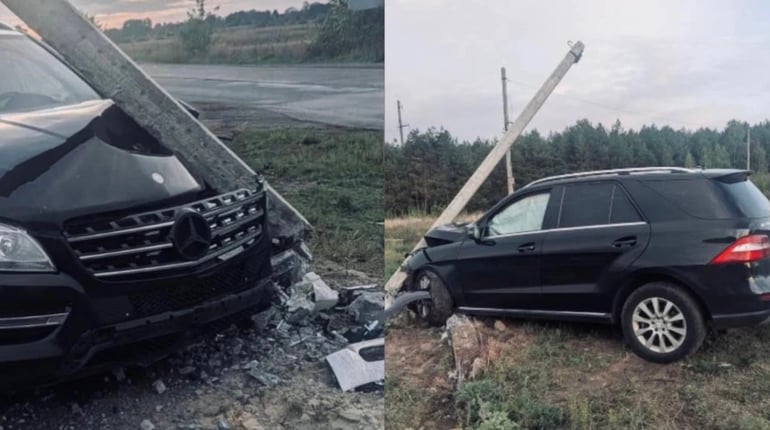 Біля Сарн легковий автомобіль врізався у бетонний стовп