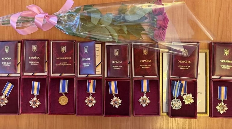 Родинам 23 загиблих захисників із Сарненського району вручили 29 посмертних нагород