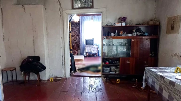На Сарненщині чоловік побив знайомого табуретками — потерпілий помер