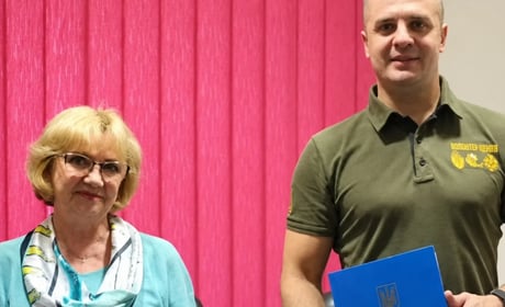 Почесна громадянка, зять у СІЗО за підозрою у розкраданні на армії: що відомо про Ларису Польську