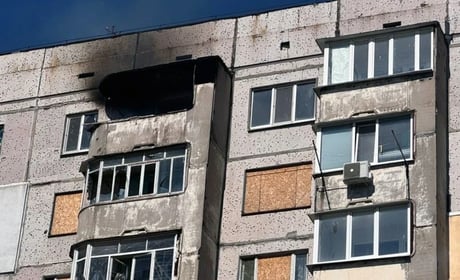 На Херсонщині армія рф завдала ударів по житлових будинках, музею та приватних автівках