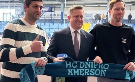Як хокейний клуб «Дніпро» евакуював гравців із Херсона і зберіг команду