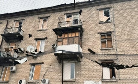 На Херсонщині окупанти завдали ударів по житлових кварталах, соціальній та критичній інфраструктурі