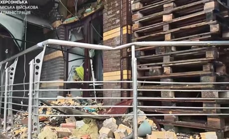 На Херсонщині армія рф завдала ударів по житлових будинках, сільгосптехніці та приватним авто
