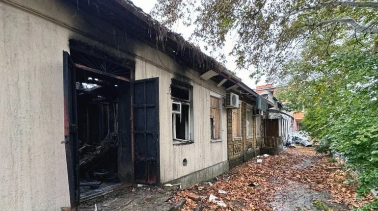 На Херсонщині окупанти завади ударів по житлових будинках, критичній та соціальній інфраструктурі