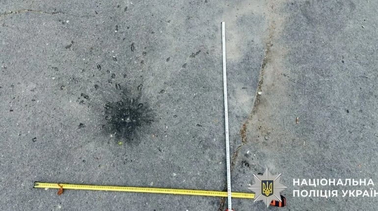 На Херсонщині окупанти атакували житлові будинки, критичну та соціальну інфраструктуру