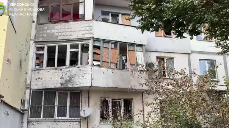 На Херсонщині окупанти завдали ударів по житлових кварталах, соціальній та критичній інфраструктурі