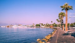 Тепле море і до +29°C — куди поїхати восени замість Єгипту