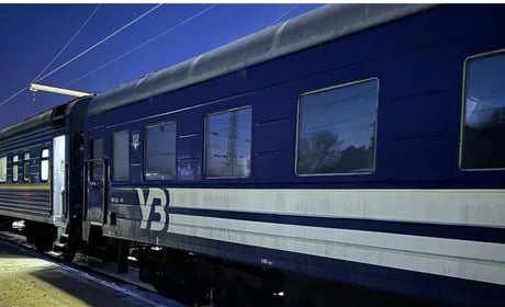 Безпека на залізниці під час повітряної тривоги: алгоритм дій для пасажирів