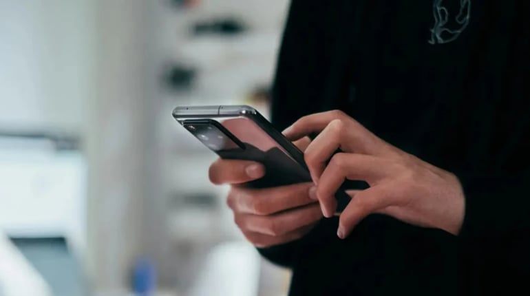 Безоплатний навігатор може виявитися пасткою: кіберполіція попереджає про шахрайську схему
