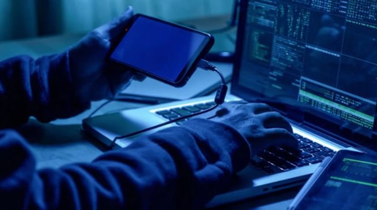 Шахраї телефонують від імені поліції та вимагають гроші за «вирішення» кримінальної справи