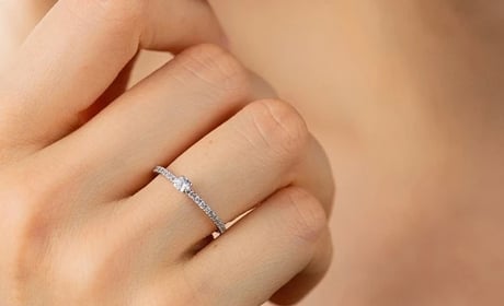 Заручальні каблучки — як вибрати прикрасу для важливої пропозиції