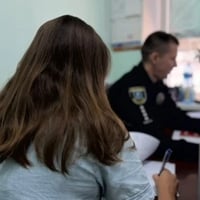 На Шосткинщині судитимуть службовицю через закупівлю оборонного обладнання за завищеними цінами