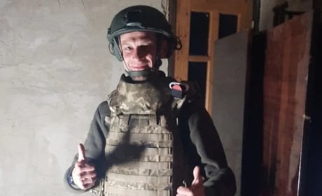 «Свій своєму»: чому колишній військовий із Шостки став психологом і досі отримує дзвінки з фронту