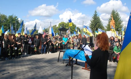 Шостка у жалобі: громада попрощалася з 21-річним десантником Савелієм Сиденком
