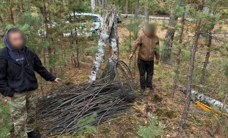 Затримання під Шосткою: правоохоронці зупинили масштабне розкрадання майна залізниці (відео)