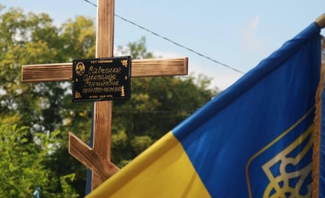 На щиті до рідної Шостки повернувся воїн 80-ї ОДШБр Олександр Савченко