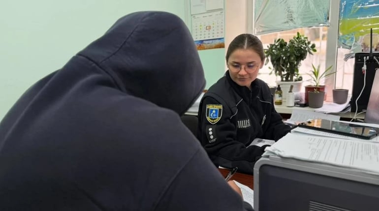 Серійний угонщик на Шосткинщині: 19-річний юнак викрав два «ВАЗи» та погорів на третьому