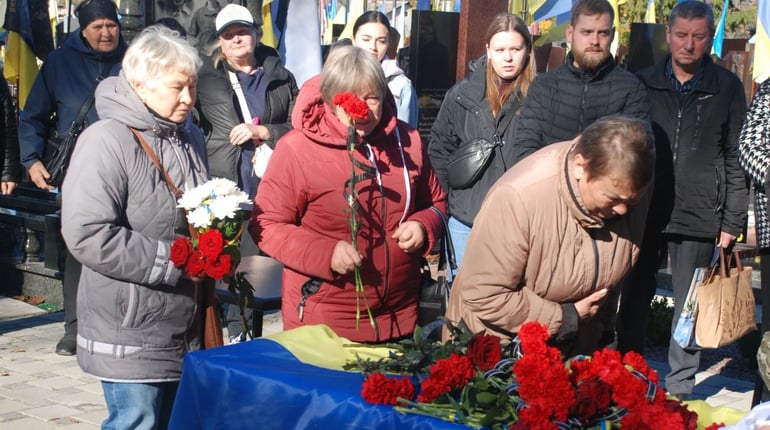 Навіки 25: Шостка попрощалася зі старшим сержантом Микитою Шеметом, який загинув від ворожого БпЛА