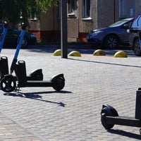 Хто відповідає за самокати? У Південноукраїнську влада взялася за проблему