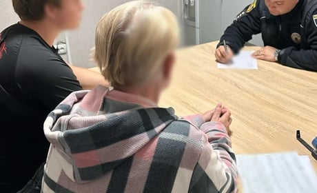 У Первомайську двоє 15-річних учнів потрапили до лікарні після алконапою, який приніс однокласник