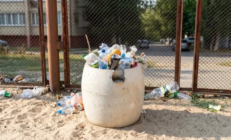 У Південноукраїнську волейбольний майданчик все частіше обирають для посиденьок
