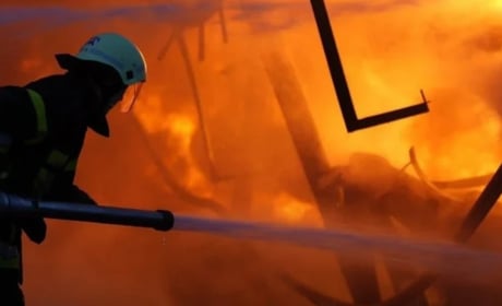 Пожежі на складах Миколаївщини після обстрілів завдали повітрю збитків на 8,6 млн грн