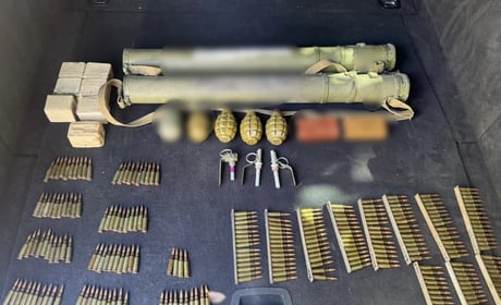 Непомітний бізнес для вузького кола: у Південноукраїнську викрили продавців зброї