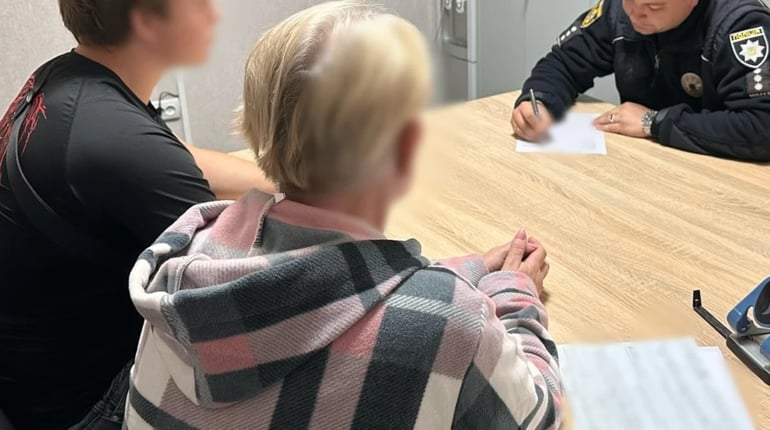 У Первомайську двоє 15-річних учнів потрапили до лікарні після алконапою, який приніс однокласник
