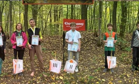 П'ять золотих медалей: нетішинські орієнтувальники тріумфували на чемпіонаті області