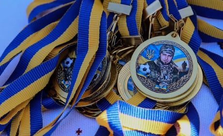 Гра честі й пам’яті: у Нетішині юні футболісти зіграли турнір на честь Дмитра Гапуржанова
