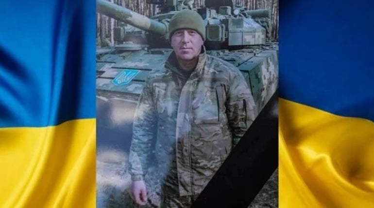 Навіки 39: у Нетішині попрощалися з захисником Сергієм Сташуком