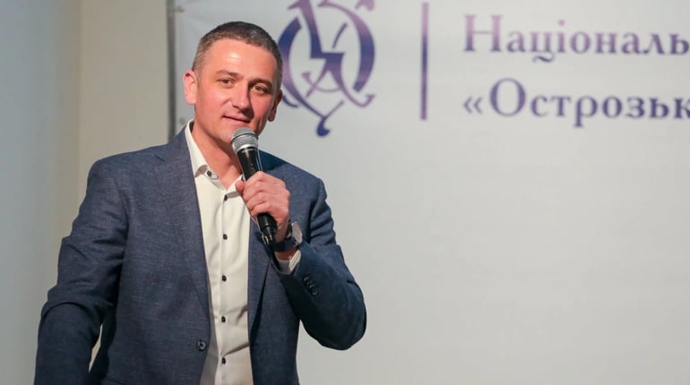 Атомна енергетика під час війни: гендиректор Хмельницької АЕС провів лекцію в Острозькій академії