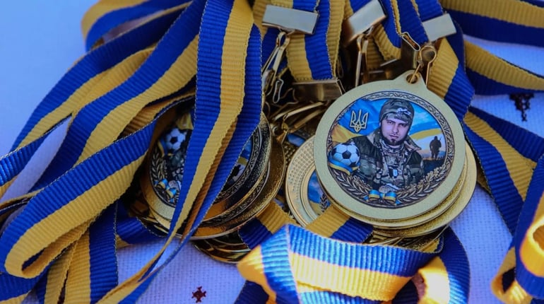 Гра честі й пам’яті: у Нетішині юні футболісти зіграли турнір на честь Дмитра Гапуржанова