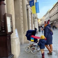 Скільки українських біженців у Польщі планують повернутися до України