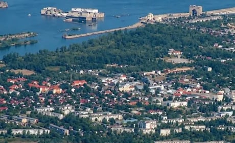 У Новій Каховці виборців ловлять на вулицях, а готівка стала дефіцитом