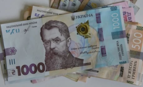 Родинам з прифронтових громад роздадуть по 20 тисяч на зиму