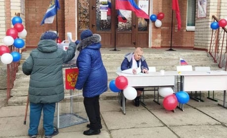 Росіяни скоротили кількість окупаційних «адміністрацій» у Каховському районі