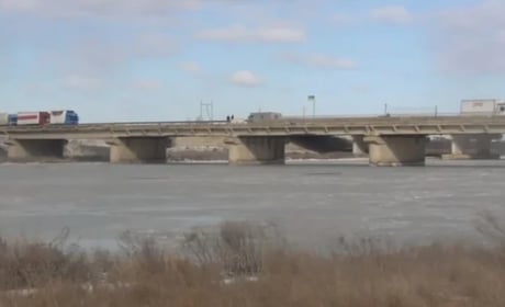 Зруйновано Чонгарський міст на в'їзді з Херсонщини до Криму
