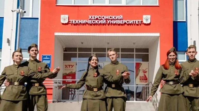 Окупанти переписують історію для студентів на Херсонщині