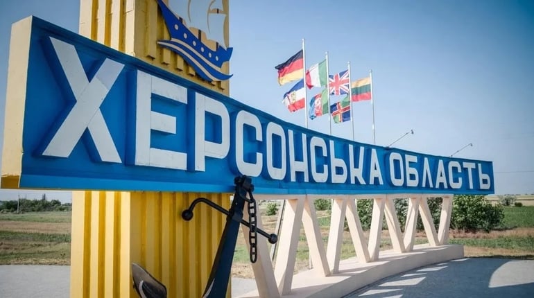 Росіяни витісняють українців із ТОТ Херсонщини та завозять своїх громадян