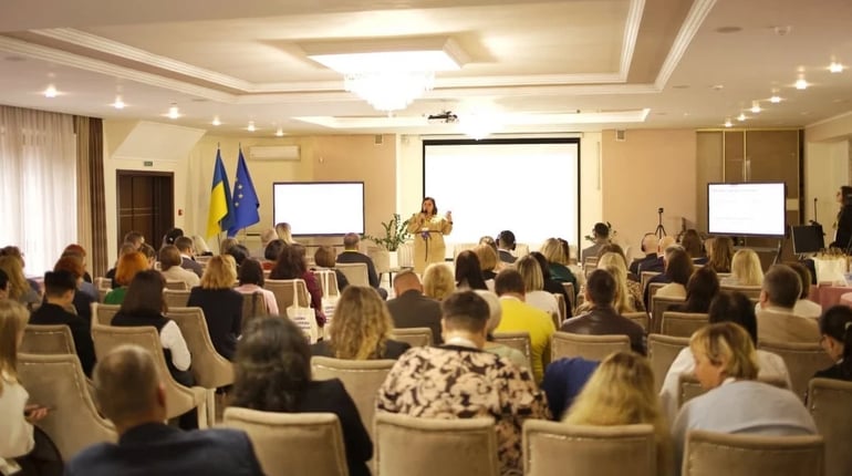 Педагогиня з Нової Каховки представила Херсонщину на освітній конференції у Львові