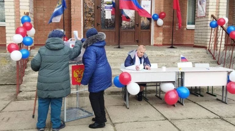 Росіяни скоротили кількість окупаційних «адміністрацій» у Каховському районі