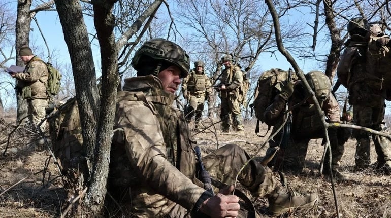 Росія терміново передислокує елітні підрозділи на південь: яка причина