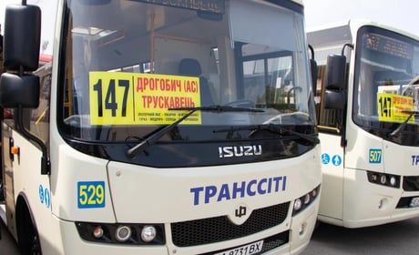 У приміських і міжміських маршрутках змінюють спосіб оплати за проїзд: як прийдеться платити
