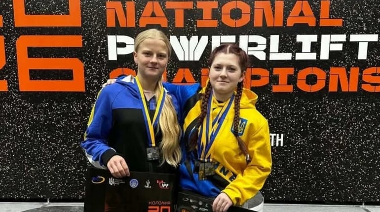 Дві спортсменки з Борислава стали чемпіонками України з класичного пауерліфтингу