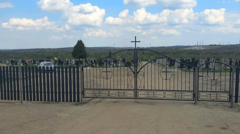 Графік руху автобусів на кладовища у Трускавці і Бориславі